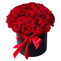 Фото товара 33 троянди в капелюшній коробці в Калуші