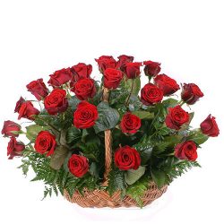 Фото товара 35 червоних троянд у кошику в Калуші