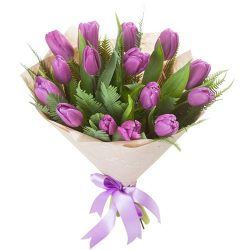 Фото товара 15 фіолетових тюльпанів з декором в Калуші