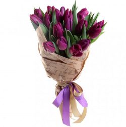 Фото товара 21 пурпурний тюльпан у крафт в Калуші