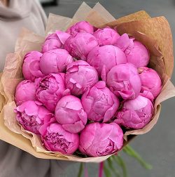 Фото товара 21 рожева півонія в крафт в Калуші